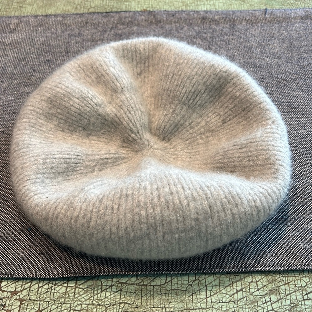 Lands End Gray Cashmere hat